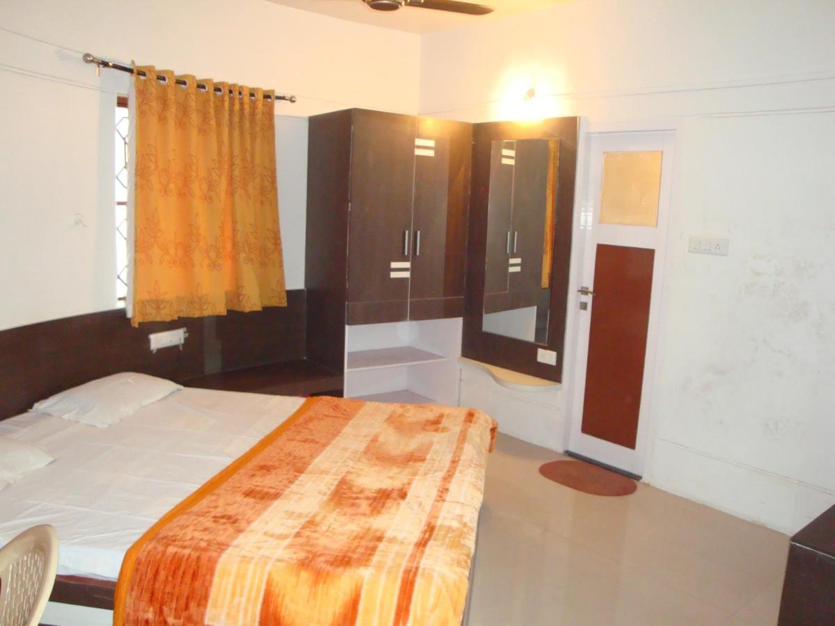 Hotel Tapovan Nashik Buitenkant foto