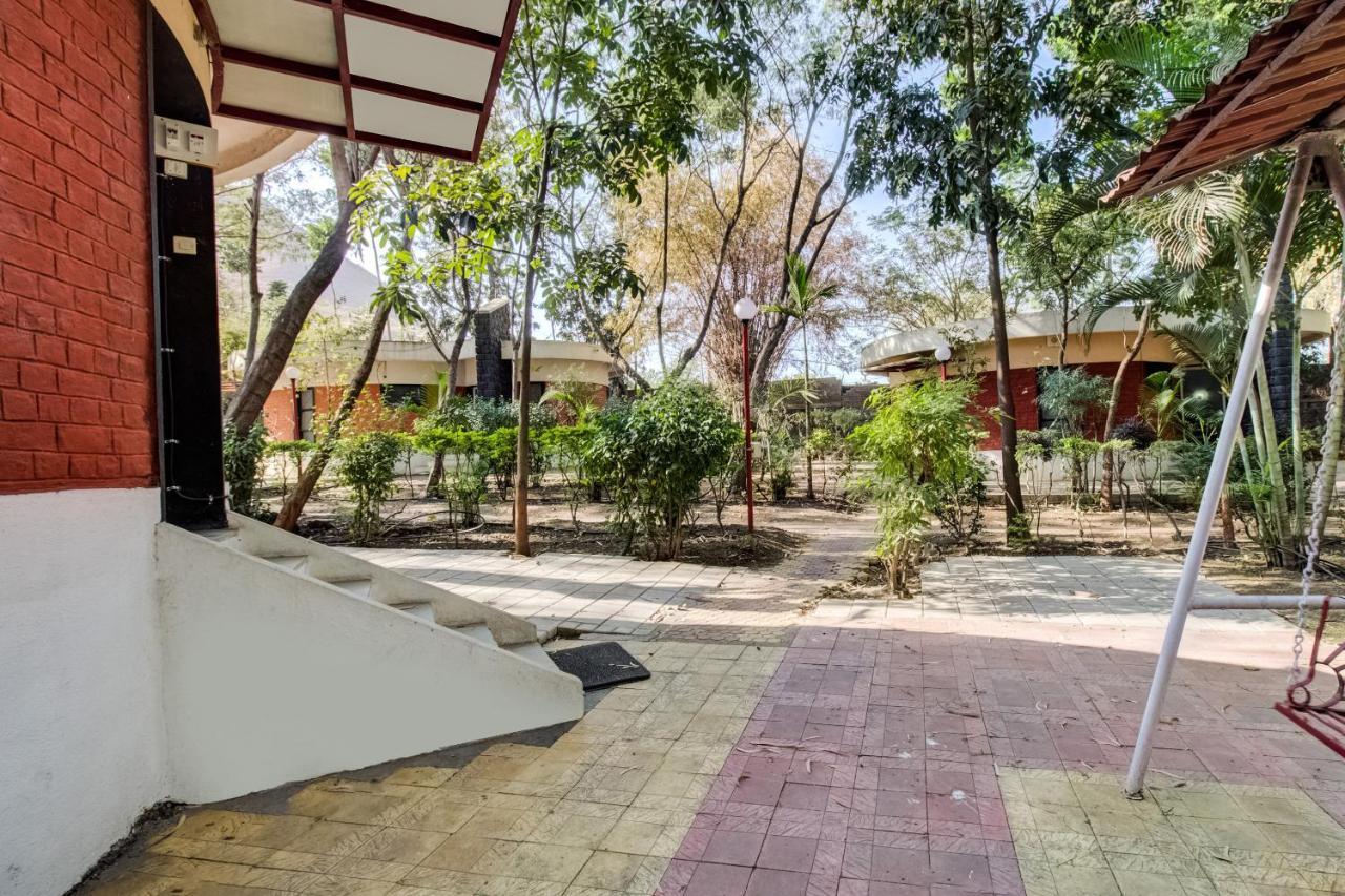 Hotel Tapovan Nashik Buitenkant foto